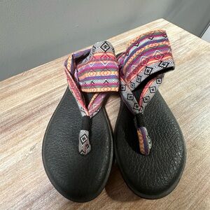 Cute! Comfortable flip flops